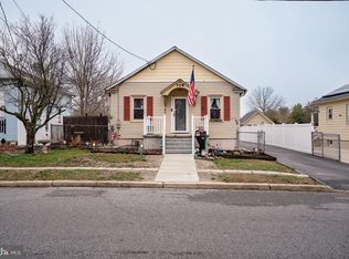 708 S Myrtle St, Vineland, NJ 08360