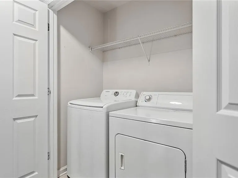 2263 Limehurst Dr NE — Photo 25