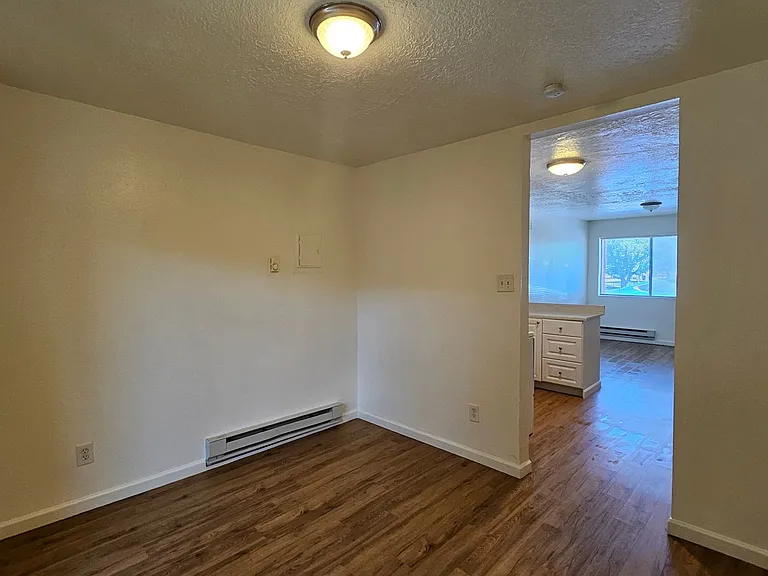 301 Morningside Dr SE #A-F — Photo 21