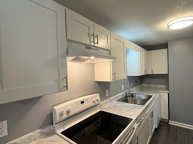 1261 Church St #84 — Photo 11