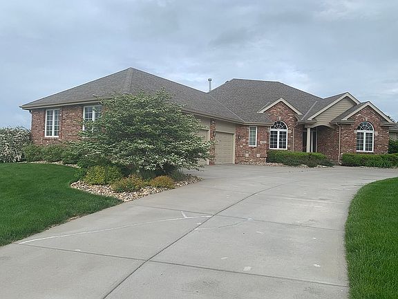4th image of 10913 Fairway Dr