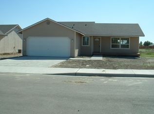 308 Villa Real Dr #48, Sunnyside, WA 98944