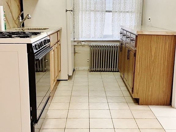 5th image of 22-68 42nd St #2BB
