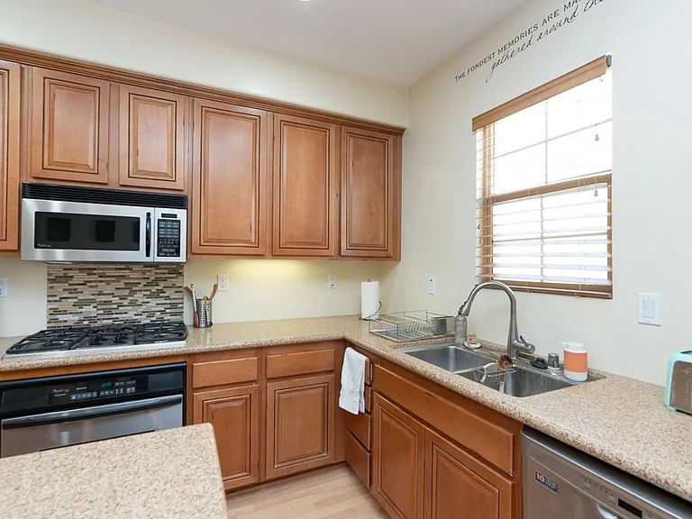 2656 Escala Cir — Photo 7