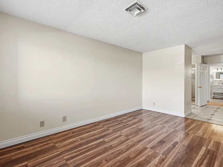 3971 Spring Leaf Dr — Photo 11