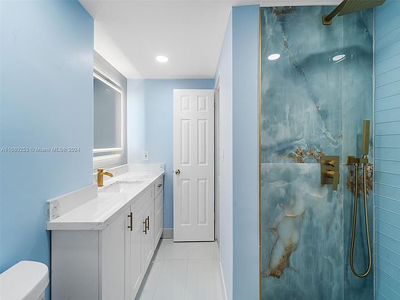 3rd image of 800 West Ave APT 303