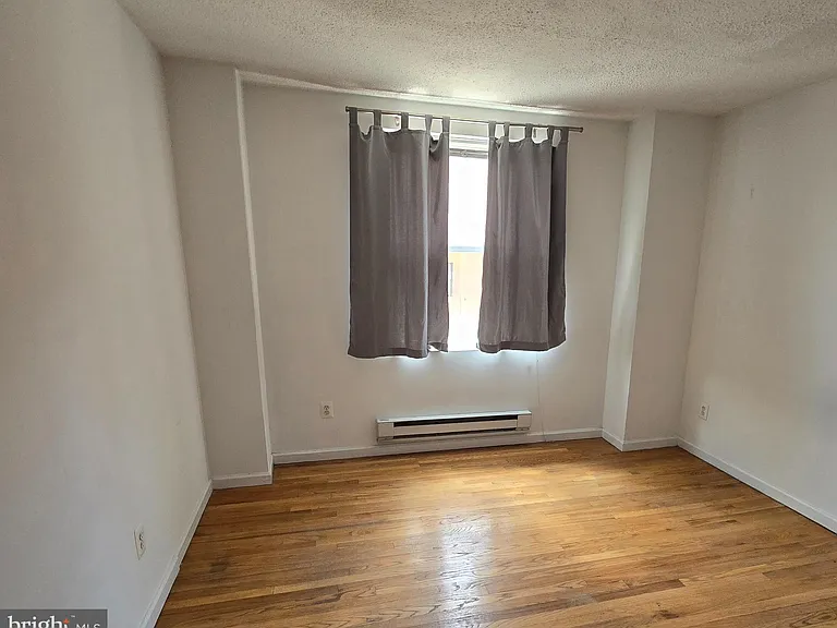 1101 Saint Paul St #302 — Photo 24