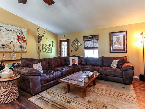 5th image of 7520 Long Meadow Ln