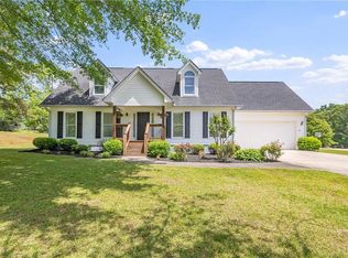 5015 Ponderosa Farm Rd, Gainesville, GA 30507