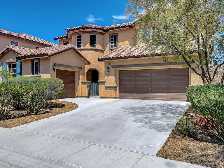 6022 Arbor Crest St — Photo 1