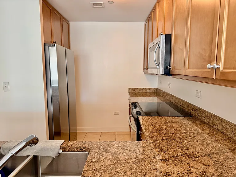 130 N Garland Ct #2110 — Photo 9