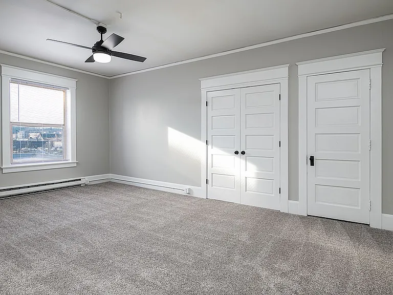 Elegant Renovation! HUGE 1 Bed 1 Bath Available Now! — Photo 13