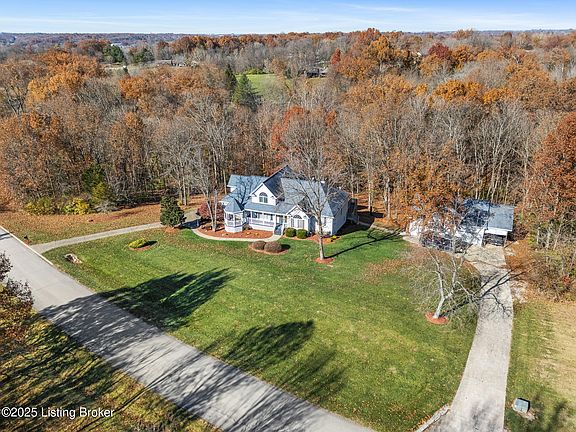 4th image of 17411 Fisherville Woods Dr