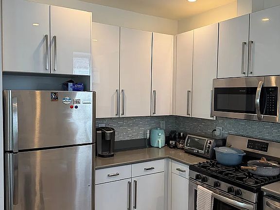 5th image of 23-44 28th St #1