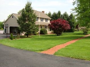 36 E Yellowbreeches Rd, Carlisle, PA 17015