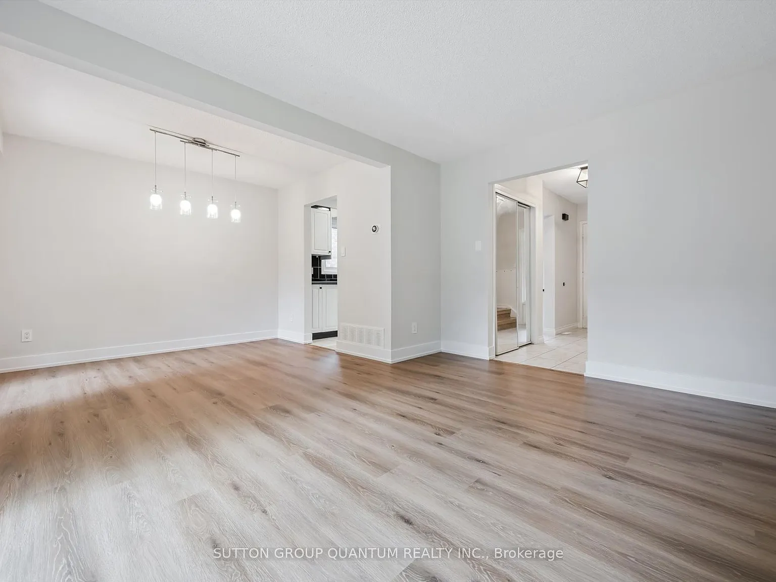 3 bed, $3,797 — Photo 4
