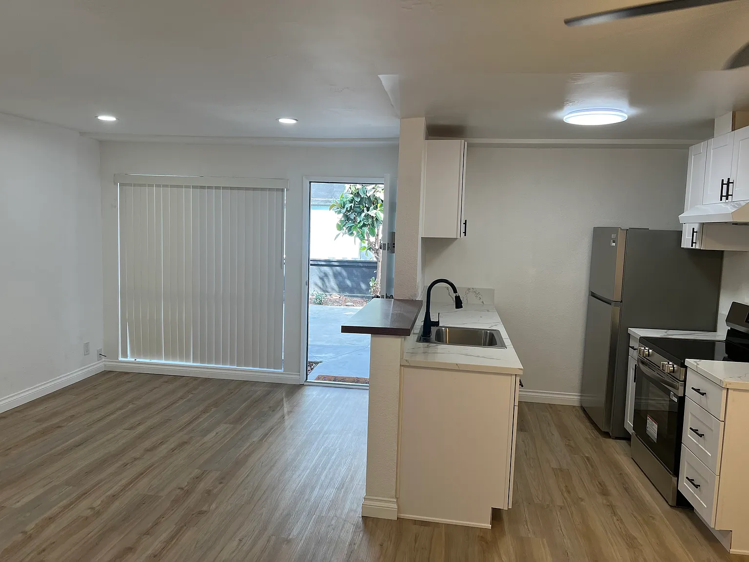 1 bed, 650 sqft, $2,595 — Photo 1