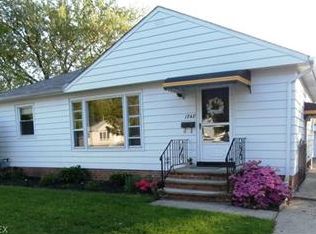 1748 Drenik Dr, Wickliffe, OH