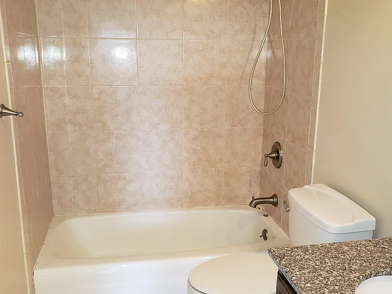 130 English Village Rd #302 — Photo 12