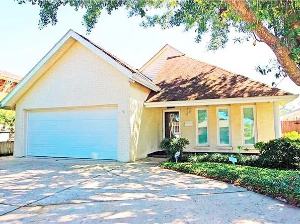 3817 Transcontinental Dr, Metairie, LA 70006