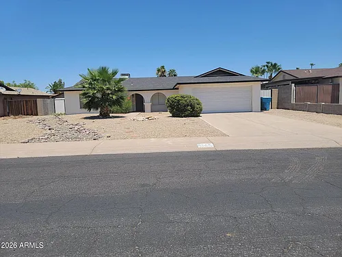 5118 E Gelding Dr Photo 1 5118 E Gelding Dr Photo 1