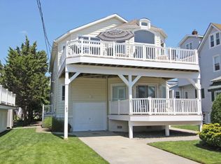 133 34th St, Avalon, NJ 08202
