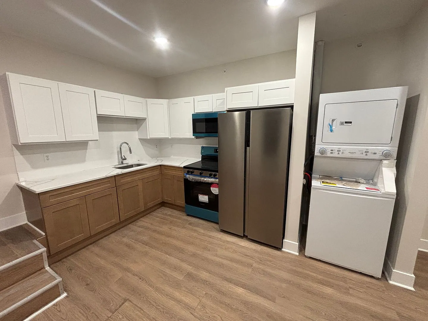 Luxury 3-bedroom Apartment — Photo 3