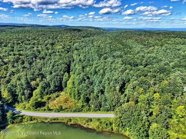 150 Jennings Road, Hannacroix, NY 12087