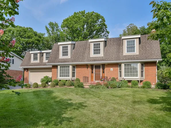 410 Meadowrue Ln, Batavia, IL 60510