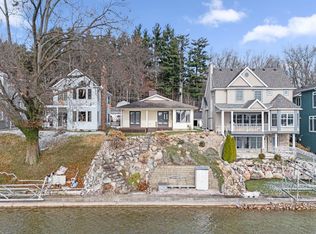 3755 W Sycamore Beach Rd, Angola, IN 46703