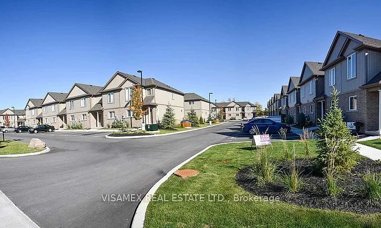 7768 Ascot Cir #11 — Photo 2