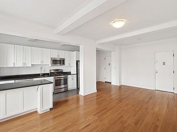 3rd image of 173 W 78th St APT 7B