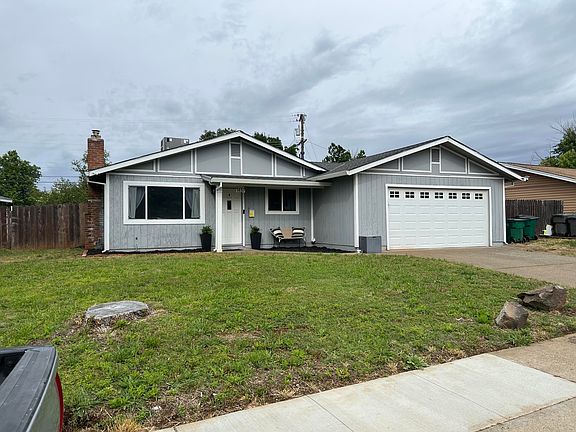 2nd image of 1437 Hemlock Ave