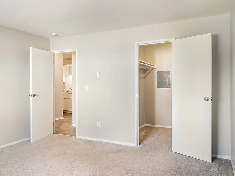 2310 E Webster Pl #201 — Photo 10