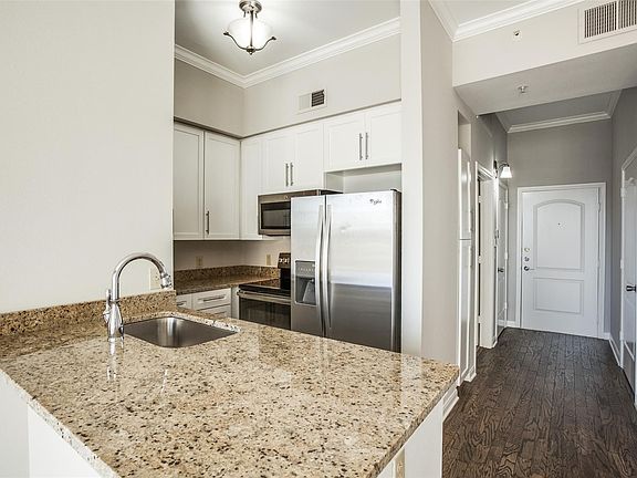 3rd image of 3225 Turtle Creek Blvd #1437