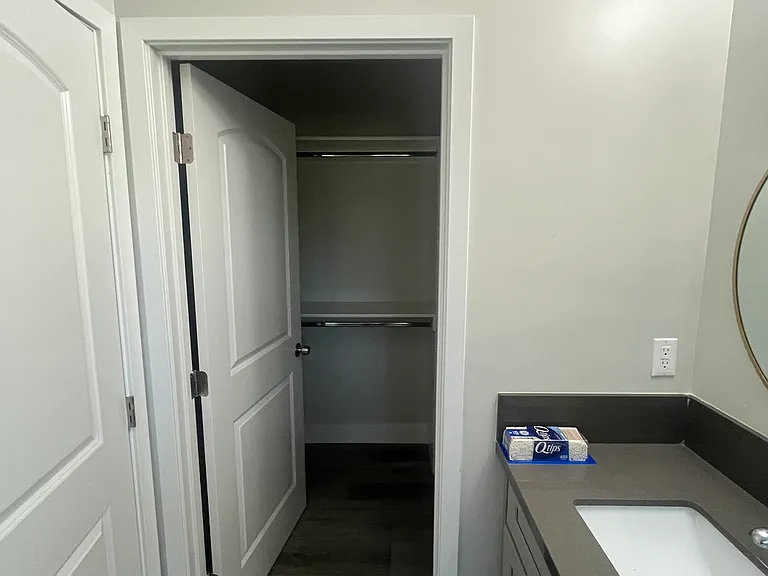 2523 N Luder Ave — Photo 3