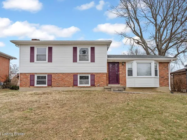 9409 Walhampton Dr, Rolling Hills, KY 40242