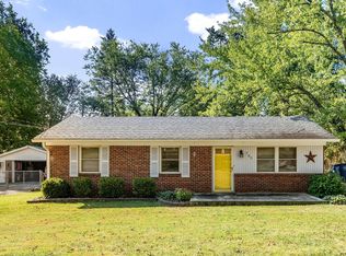 705 Lakeview Ave, La Grange, KY 40031