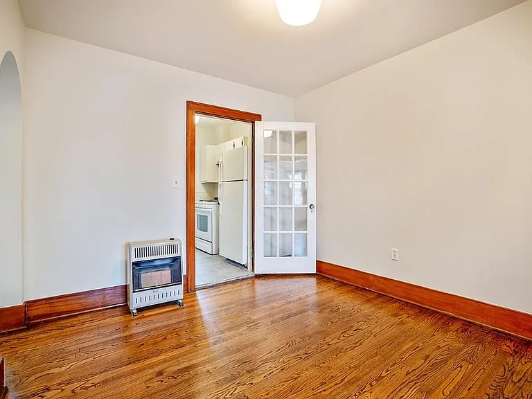 2545 NW 12th St — Photo 9
