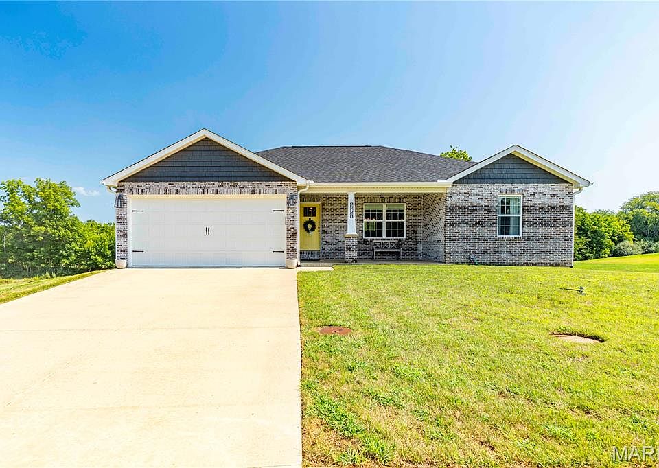 1st image of 2738 Cortland Dr
