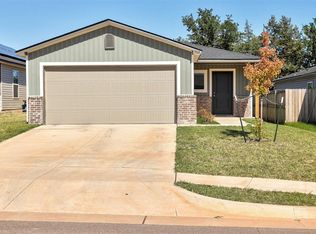 1302 Guthrie Farms Blvd, Guthrie, OK 73044