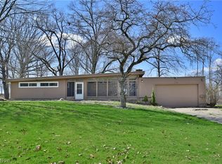 1027 Sodom Hutchings Rd NE, Vienna, OH 44473