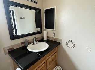 1856 Peach Rd NE, Rio Rancho, NM 87144