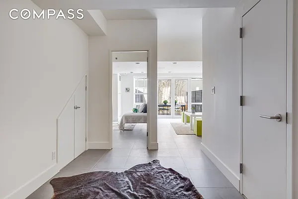 Sold by Compass | media 10