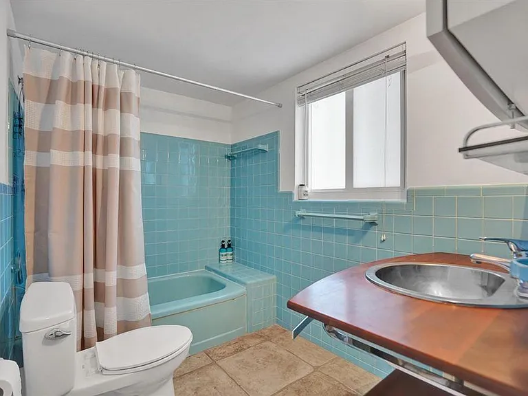 2760 Yacht Club Blvd #10C — Photo 18