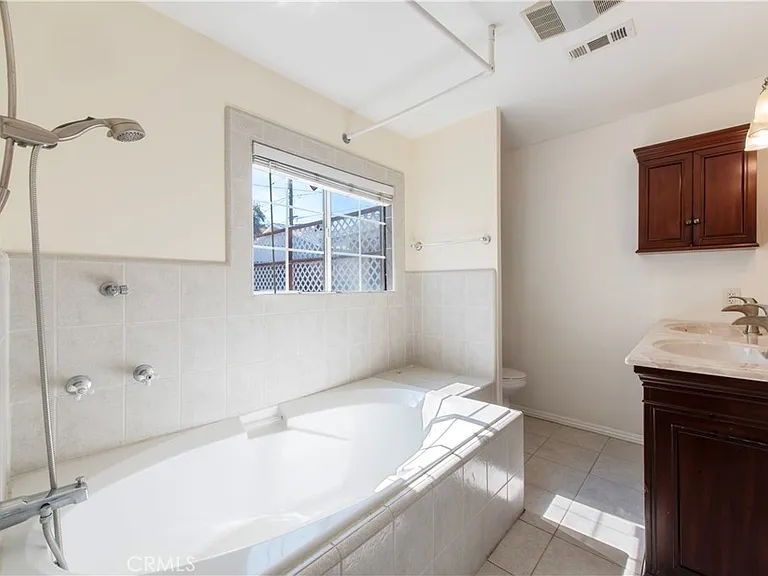 3403 W 187th St — Photo 10