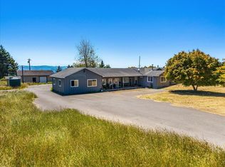 1770 Tompkins Hill Rd, Fortuna, CA 95540