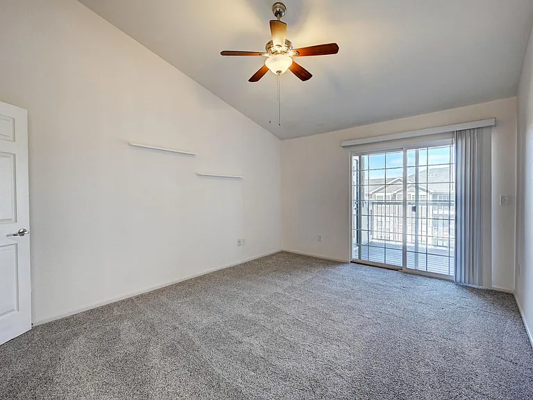 2900 Blue Sky Cir #5-307 — Photo 10
