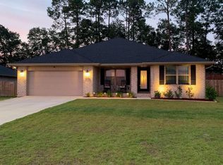 2014 Broad St, Crestview, FL 32536