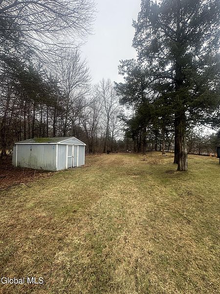 4th image of 41 Pine Drive